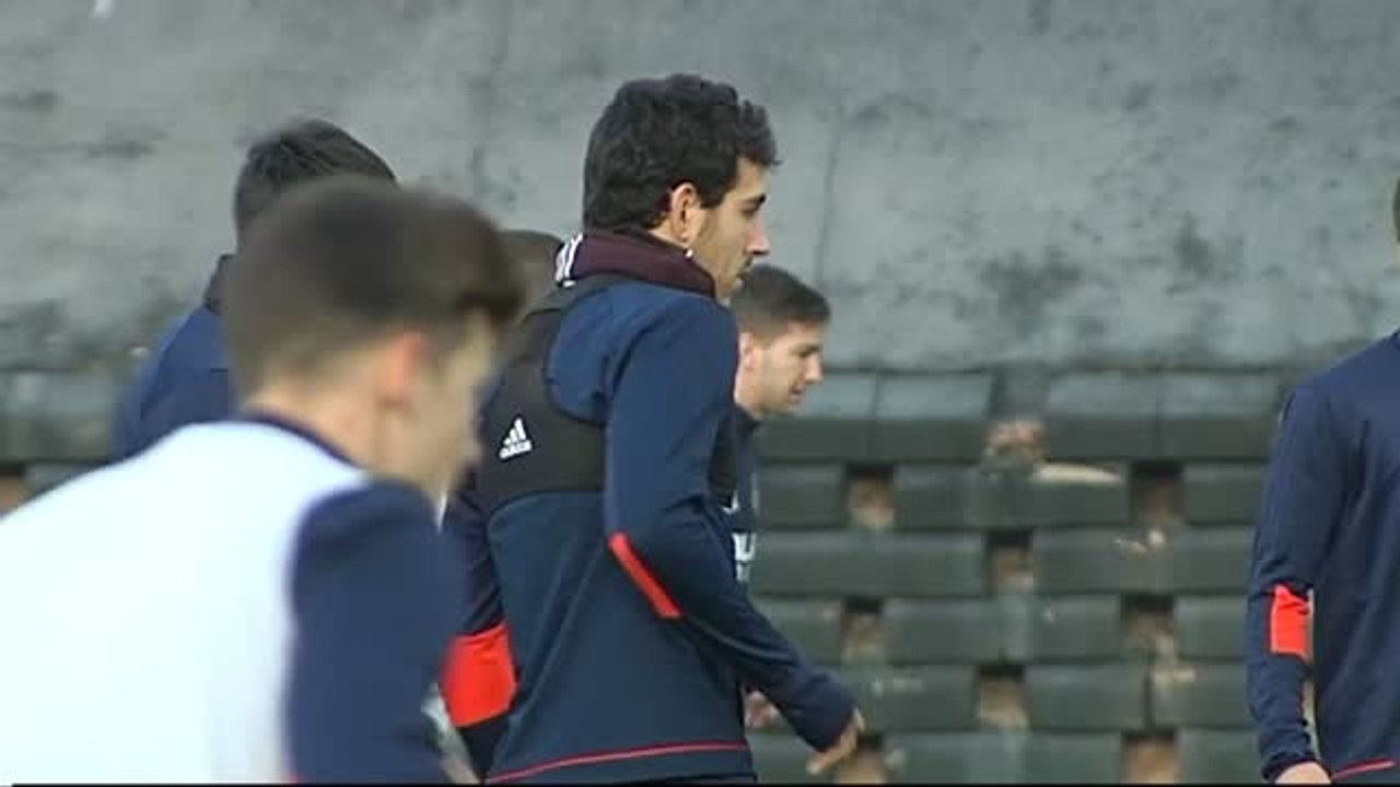 Última sesión de entrenamiento del Valencia CF antes de medirse al Real Madrid