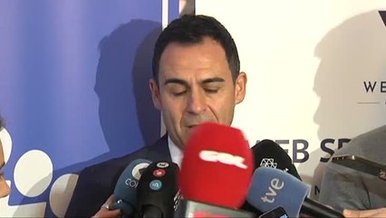 Velasco Carballo: "Al principio el VAR genera más polémica que si no existiera"