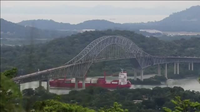 La Unión Europea retira a Panamá y a otros siete países de la lista negra de paraísos fiscales