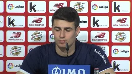 Kepa renueva con el Athletic y niega que tuviera un acuerdo verbal con el Real Madrid