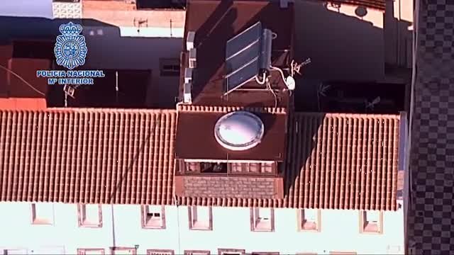 Desmantelan un sistema de radares ideado por narcos para detectar a la policía en la costa