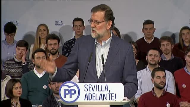 Rajoy: Si Puigdemont es investido presidente desde Bruselas, el 155 seguirá vigente