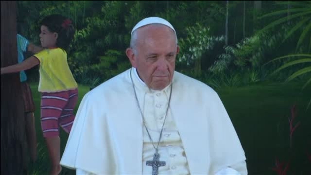 El papa Francisco se reúne con indígenas en Perú