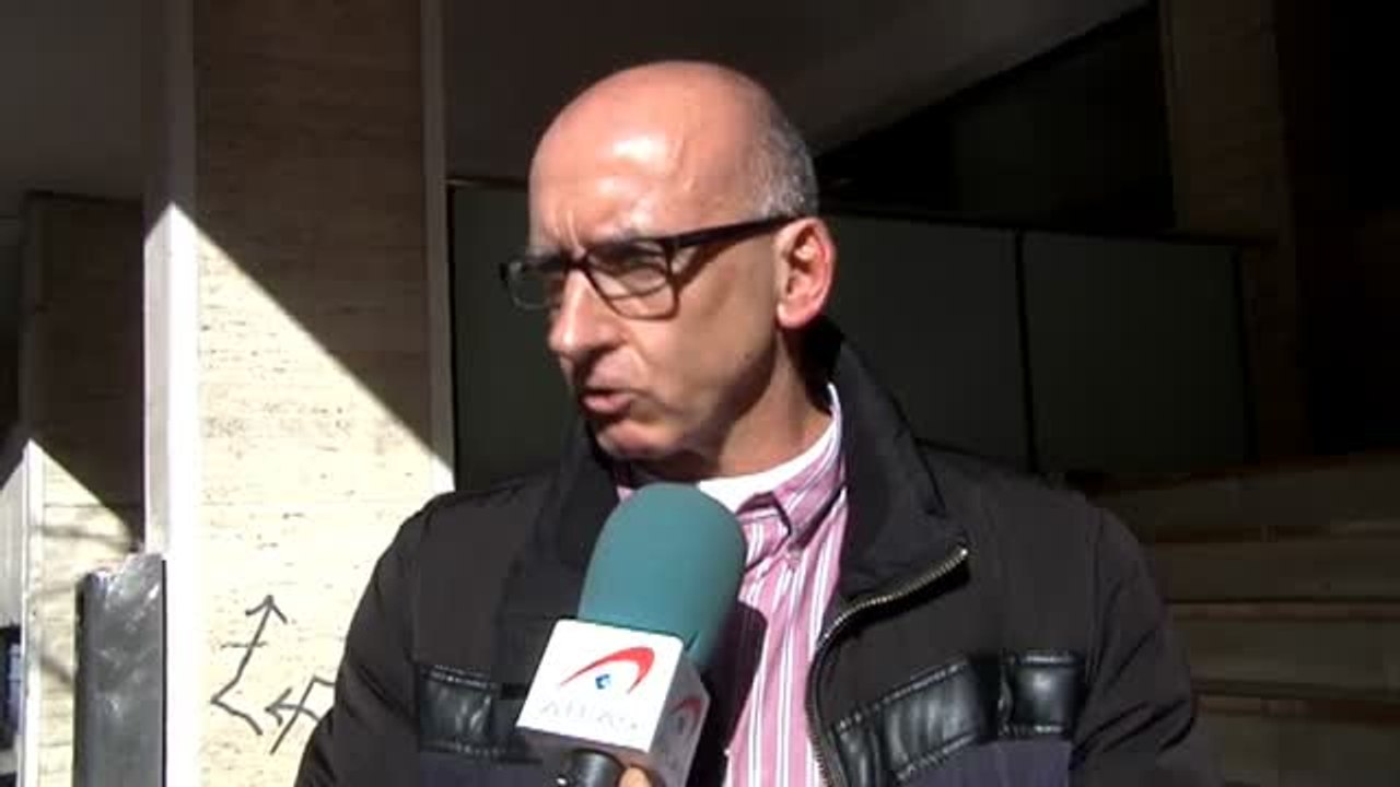 Un padre alega malos tratos a su hija para no entregarla a la madre en la República Checa