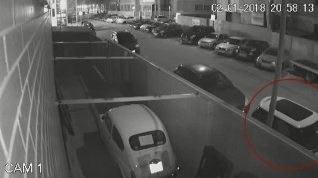 La nueva forma de robar coches: usando un toro mecánico