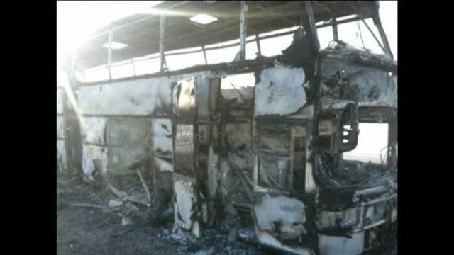 Al menos 52 muertos en Kazajistán al incendiarse un autobús