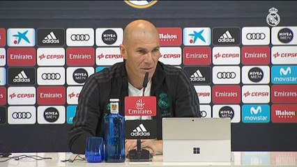 Zidane: "No me imagino a Cristiano fuera del Madrid"