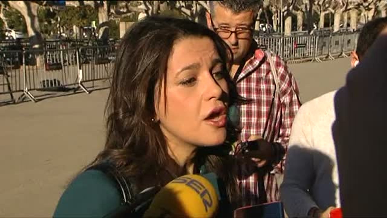 Ciudadanos acusa a Podemos de "allanar el camino" a los independentistas