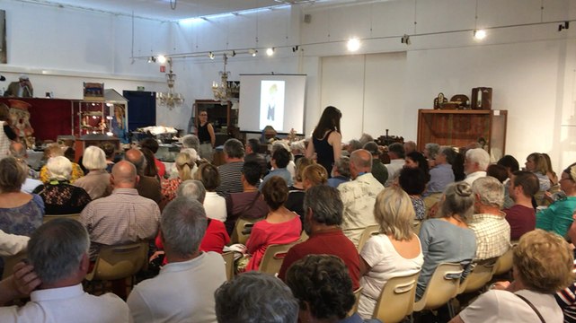 Une poupée s’envole à 6 300 euros