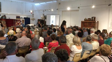 Une poupée s’envole à 6 300 euros