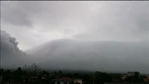 Evacuación masiva en Filipinas por la erupción del volcán Mayon