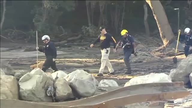 Continúa la búsqueda de desaparecidos tras las riadas en California