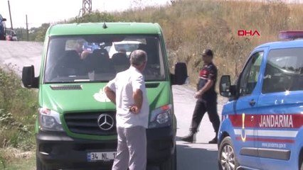 İSTANBUL- ARNAVUTKÖY'DE OY KULLANMAKTAN DÖNEN AİLE KAZA YAPTI: 1 ÖLÜ