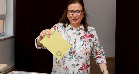 Ticaret Bakanı Pekcan, oyunu Beykoz'da kullandı