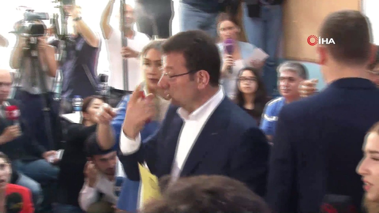 CHP İstanbul Büyükşehir Belediye Başkan Adayı Ekrem İmamoğlu oyunu kullandı