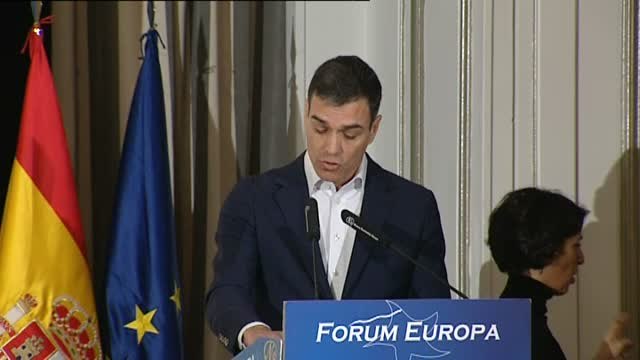 Pedro Sánchez propone financiar las pensiones con un impuesto a la banca