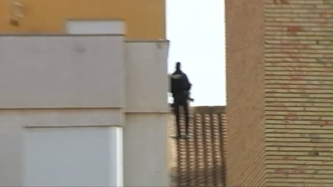 Detenido el hombre que se saltó la orden de ale...