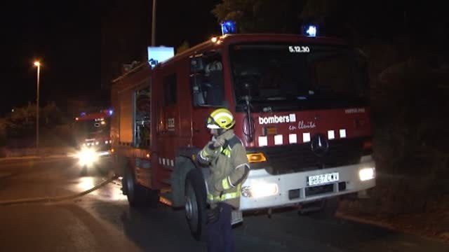 Controlado el incendio forestal de Castelldefels (Barcelona)