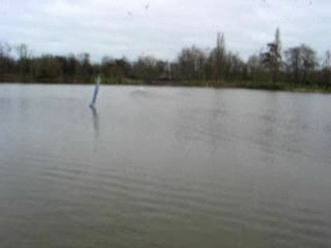 essais de mon H1 lipo 2S moteur 4300kv helice k37.5