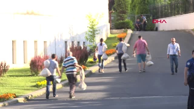 KÜÇÜKÇEKMECE İLÇE SEÇİM KURULUNA OY TORBALARI GETİRİLİYOR