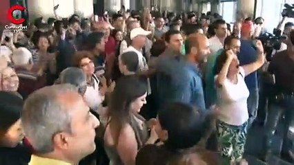 CHP Genel Merkezi önünde büyük coşku