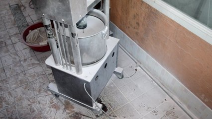 과일즙 압축기에서 불...20여 분만에 진화 / YTN