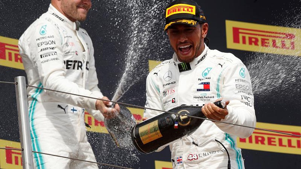 Hamilton nyert Le Castellet-ben