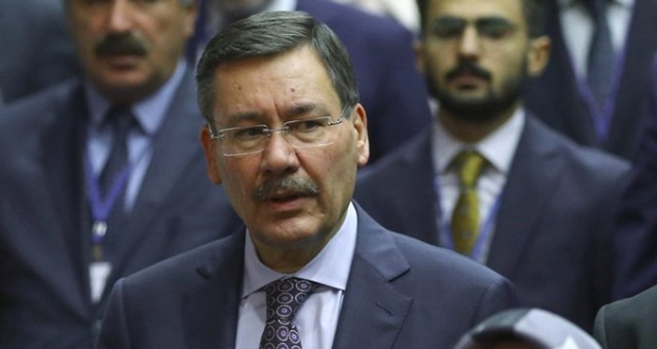 Melih Gökçek'ten İstanbul seçimini kazanan Ekrem İmamoğlu'na tebrik mesajı