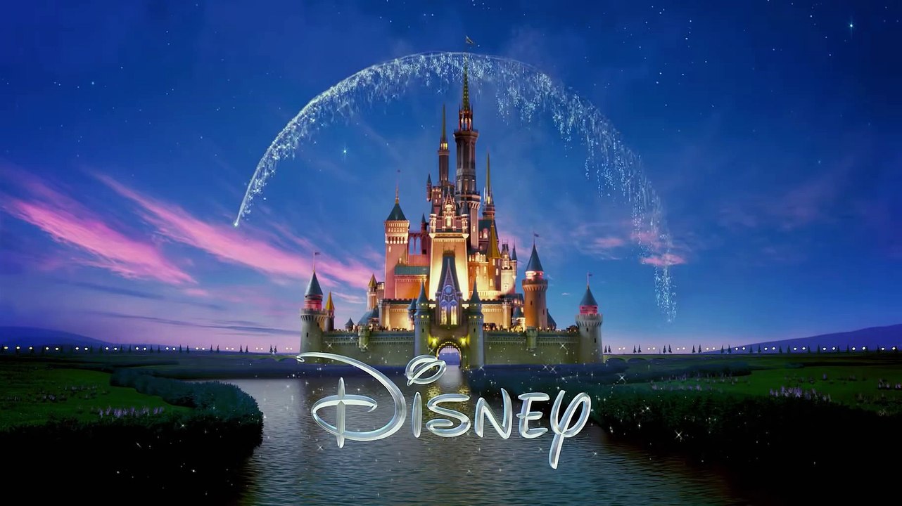 Le Roi Lion Film (2019) - Spot TV - L'amour brille sous les étoiles