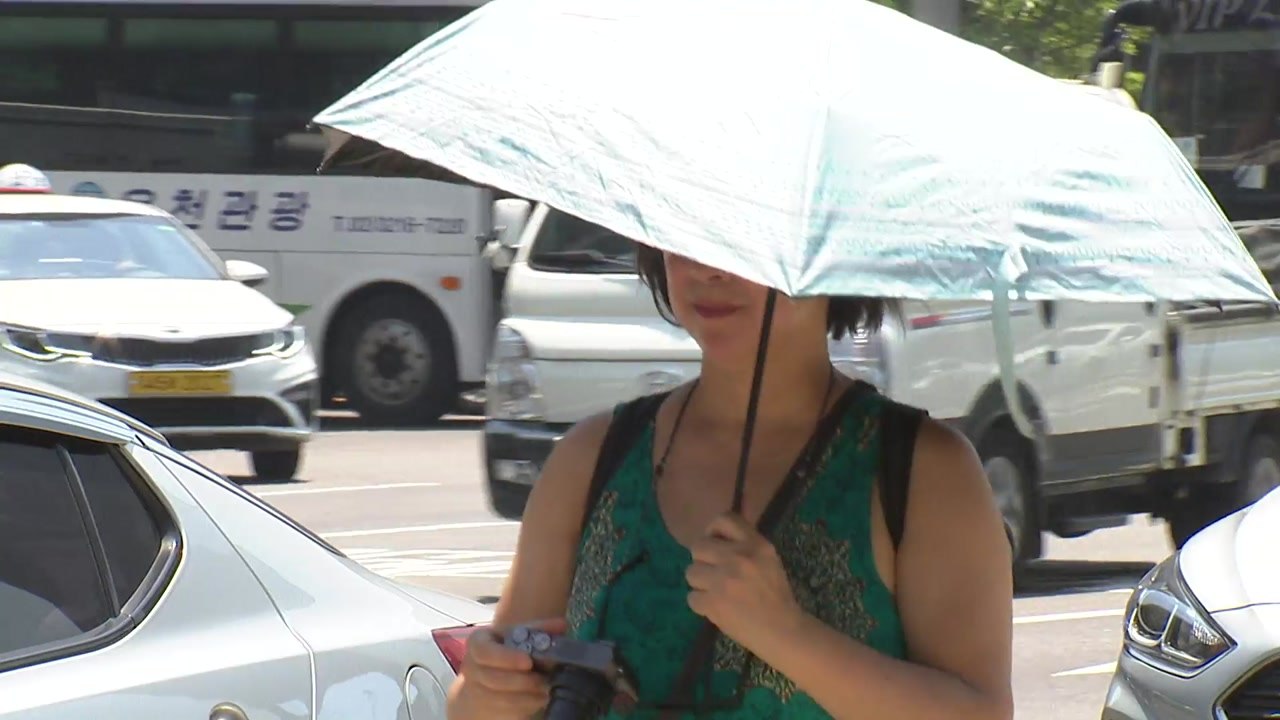 [날씨] 맑고 전국 30℃ 더위...오후 내륙 소나기 / YTN