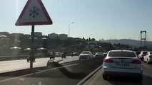 15 Temmuz Şehitler Köprüsü'nde feci kaza! Otomobil takla attı