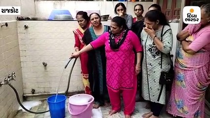 પાણીકાપ પછી ગટરનું પાણી આવતું હોવાની ફરિયાદો, મહિલાઓમાં રોષ