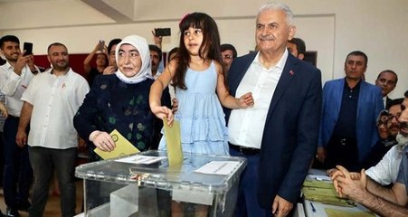 Binali Yıldırım'ın Tuzla'da oy kullandığı sandıktan Ekrem İmamoğlu çıktı