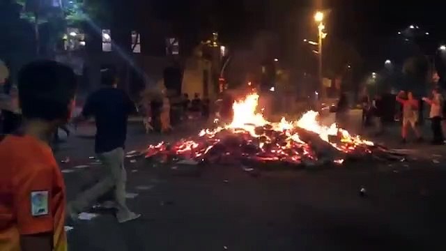 Queman fotos del Rey y de Marchena por la noche de San Juan en Barcelona