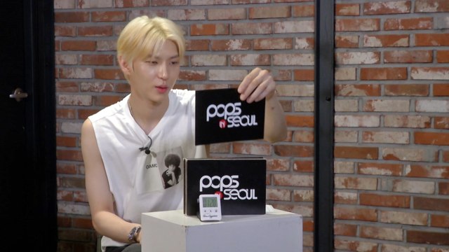 [Pops in Seoul] Soft yet husky voice! LEO(레오) of VIXX(빅스) Interview for 'Romanticism (로맨티시즘)'