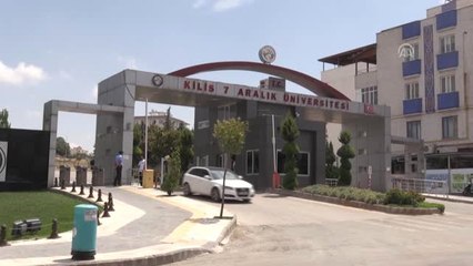 Engelleri aştı diplomayı aldı