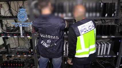 Desmantelan en Barcelona un centro de distribución pirata