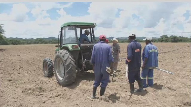 Zimbabwe : des fermiers blancs indemnisés