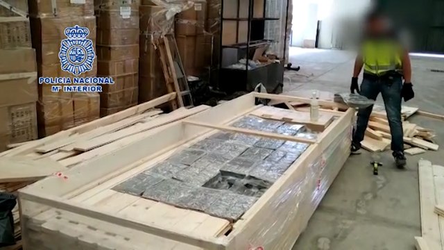 Policía Nacional desarticula red que transportaba hachís en estructuras de madera