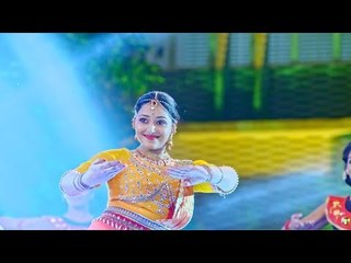 ഒന്നും പറയാനില്ല...!! മനോഹരമായ നൃത്ത ചുവടുകളുമായി അനു സിതാര | FMA | Viral Cuts | Flowers