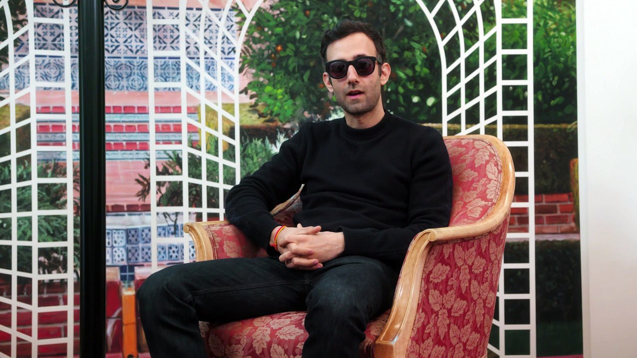 Savoir-faire : les secrets de confection du sac Louis Vuitton par l'artiste Alex Israel - Questionnaire