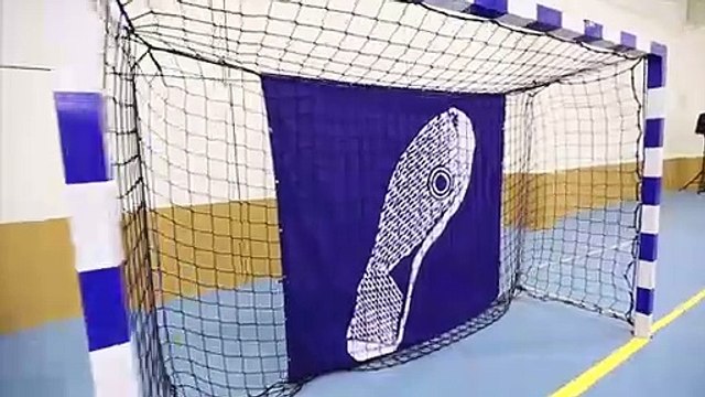 Learn Insane Futsal Skills - Séan Garnier Dragon Stepover