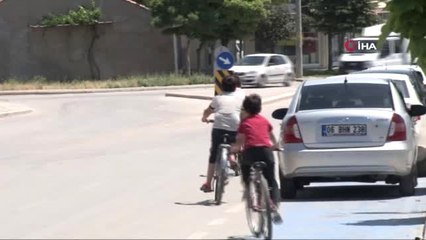 Bisiklet yolları işgal ediliyor