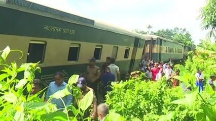 방글라데시 열차 교량서 추락...5명 사망·100여 명 부상 / YTN