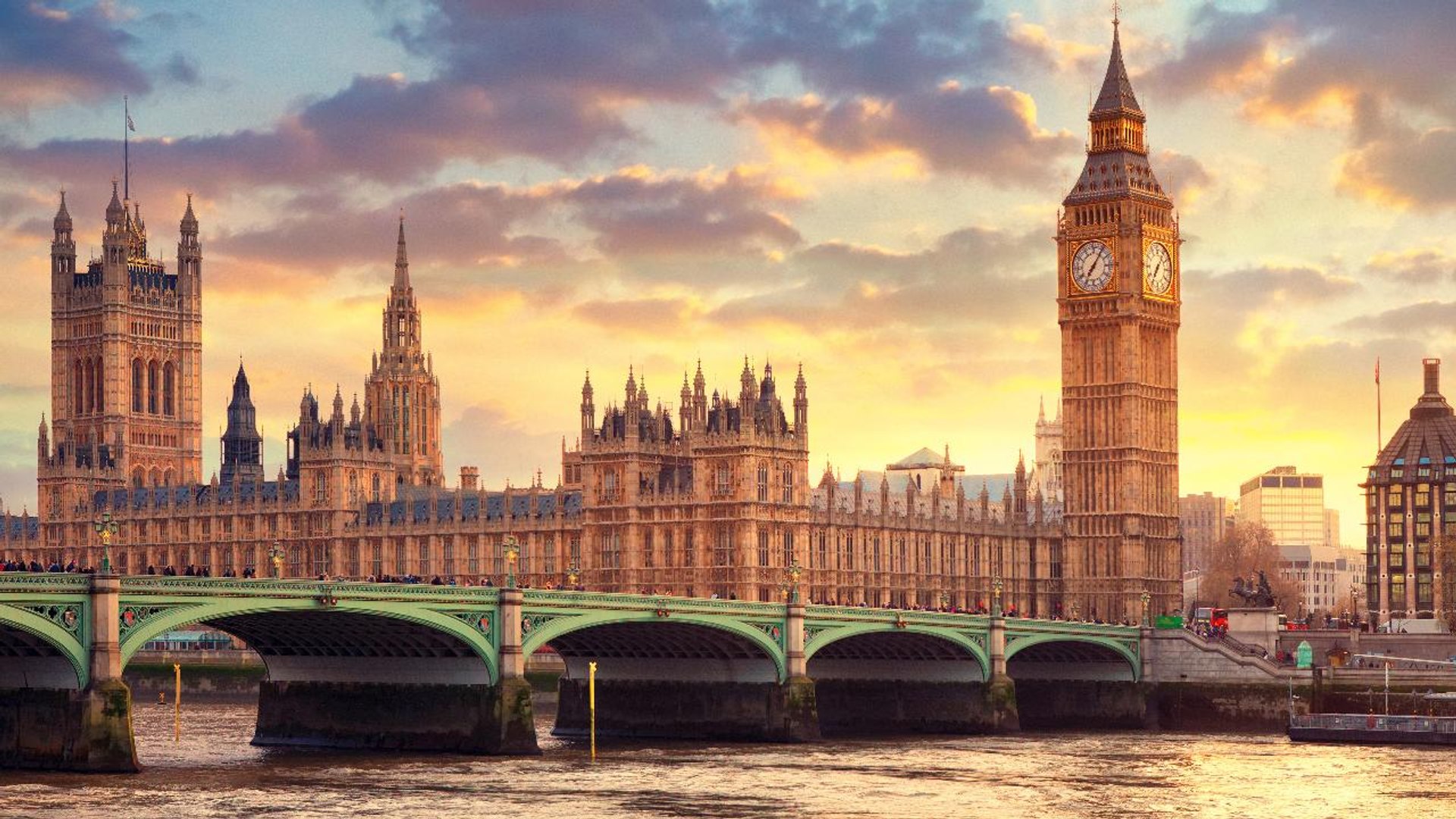 ⁣Plan for Flight Delays If You're Traveling to Europe This Summer