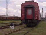 El tren con los restos de los cadáveres de las víctimas del avión llega a la ciudad de Kharkiv