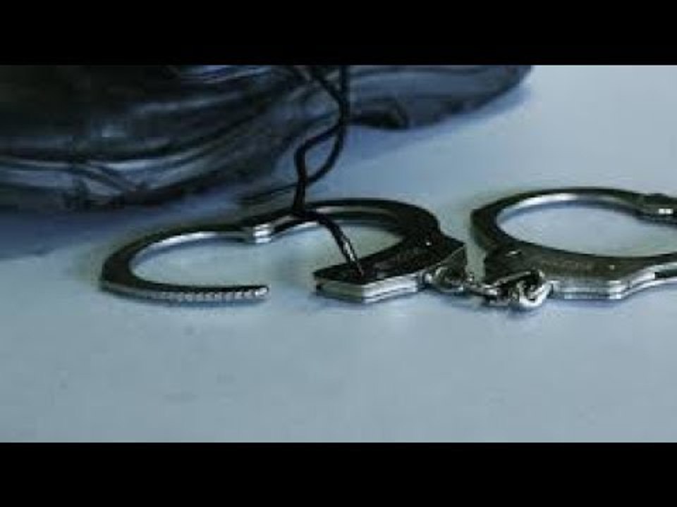 مخابرات بشار الأسد تعتقل صحفي موالي  وتخاف من نشر أخبار الأزمات اليومية - هنا سوريا