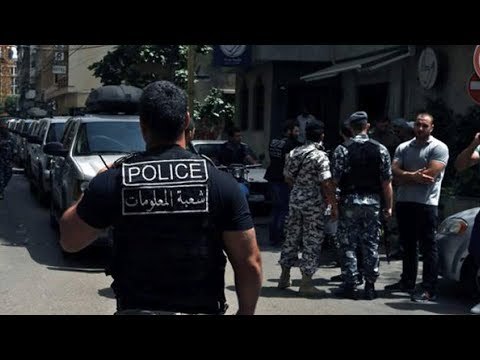 الأمن اللبناني يقفل محلات يديرها سوريون - سوريا