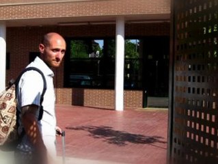 Un activista del 15-M en prisión para cumplir una pena de 3 años