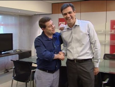 Pedro Sánchez da la orden de votar NO a Juncker